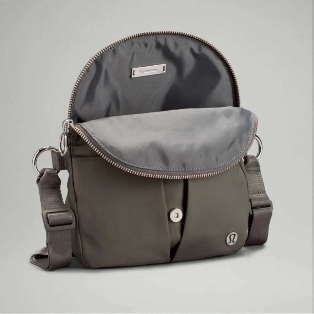 lululemon athletica All Night Festival Bag - Gray Sage *Rare Release* - Picture 3 of 11